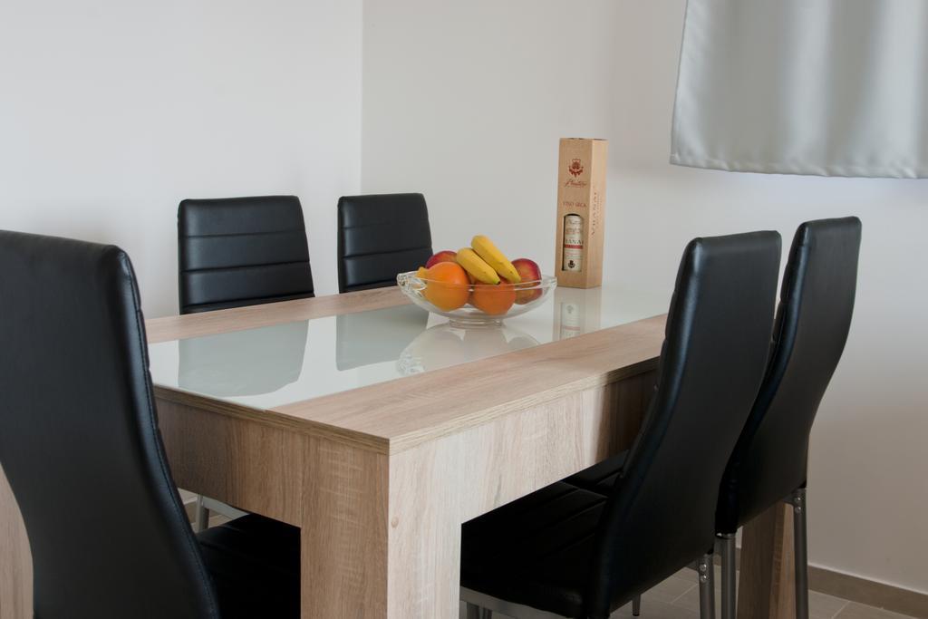 Apartment Perun Podstrana Luaran gambar