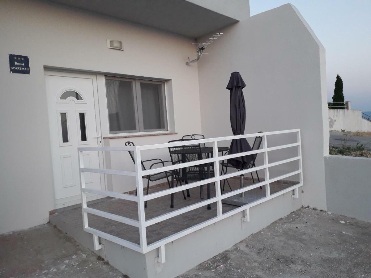 Apartment Perun Podstrana Luaran gambar